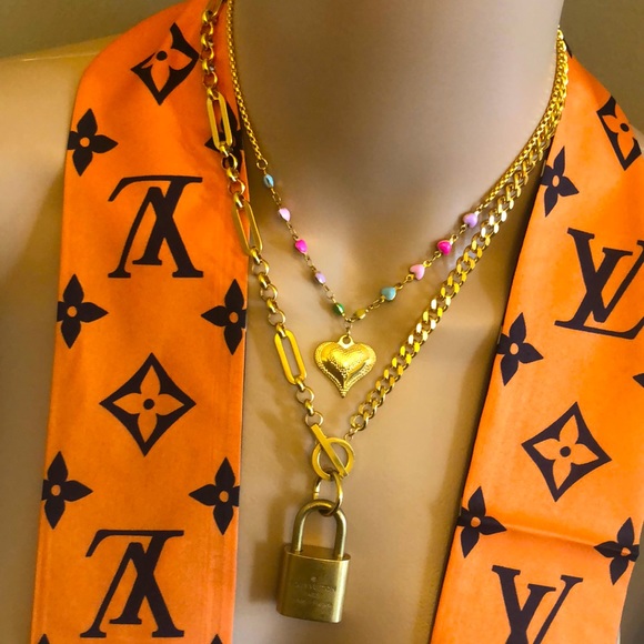 Repurposed Aunthentic Louis Vuitton gold brass padlock🔥 - Picture 6 of 7